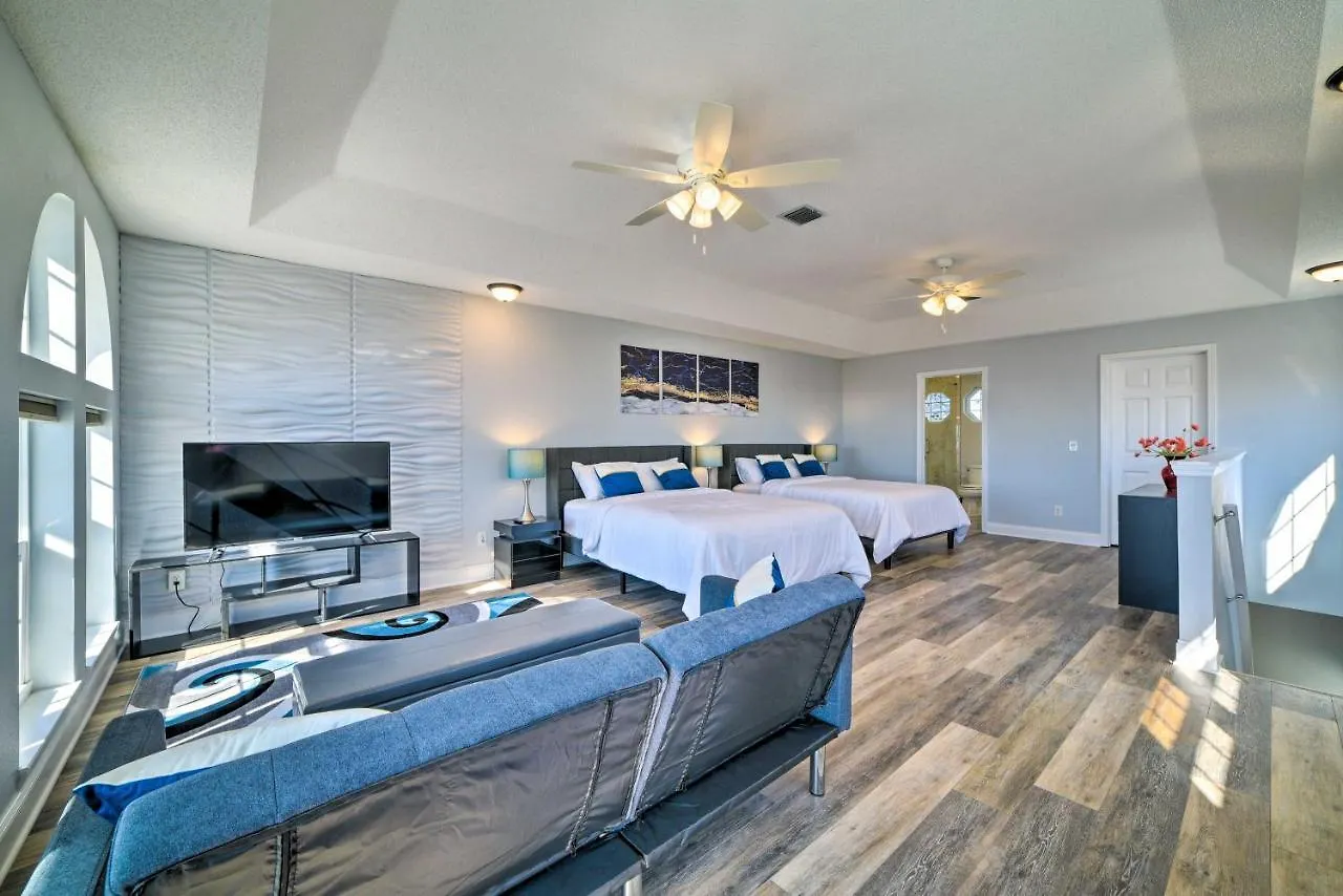Sunny Pcb Home With Balcony Steps To The Beach! Panama City Beach