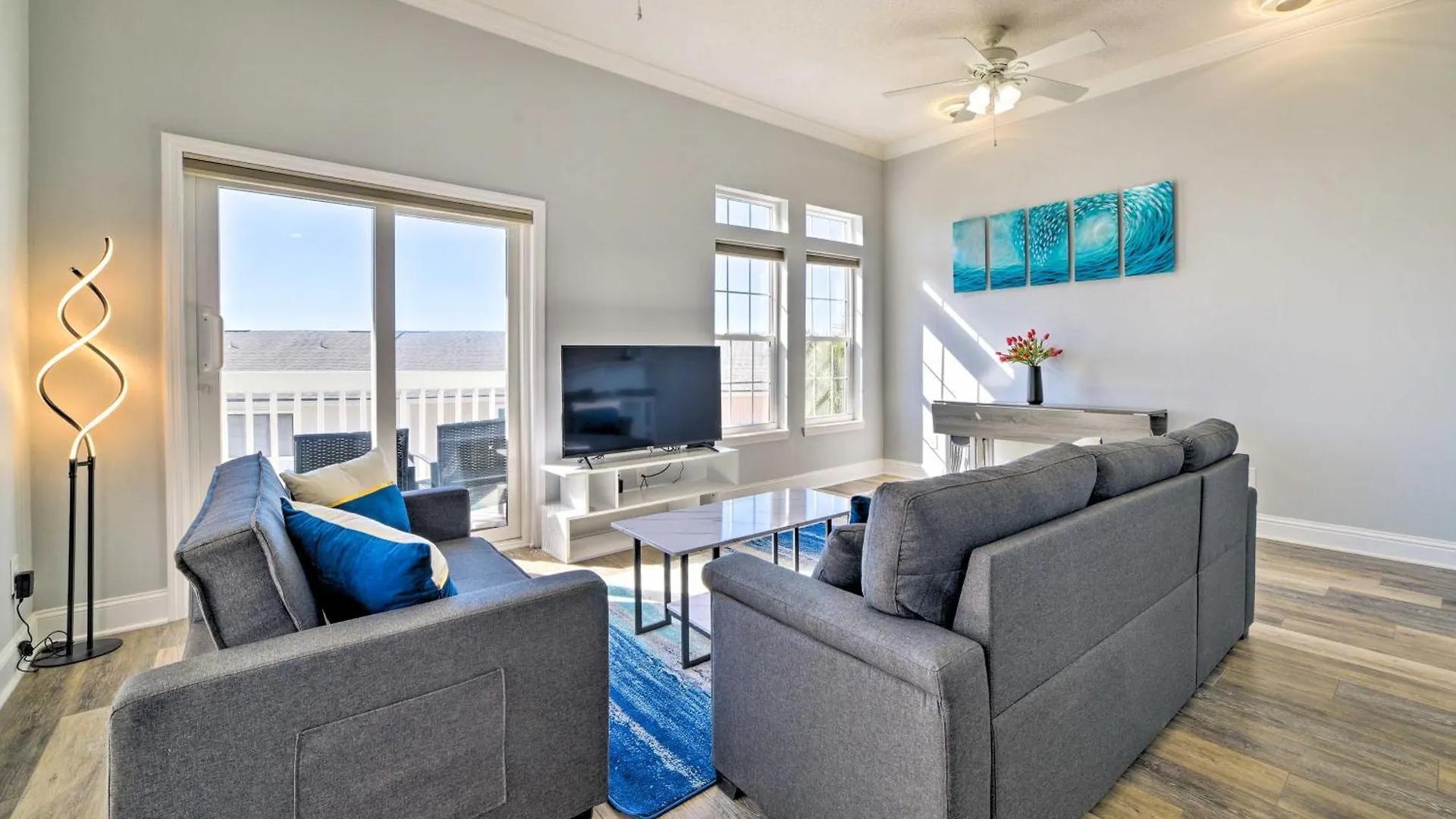Semesterbostad Sunny Pcb Home With Balcony Steps To The Beach! Panama City Beach